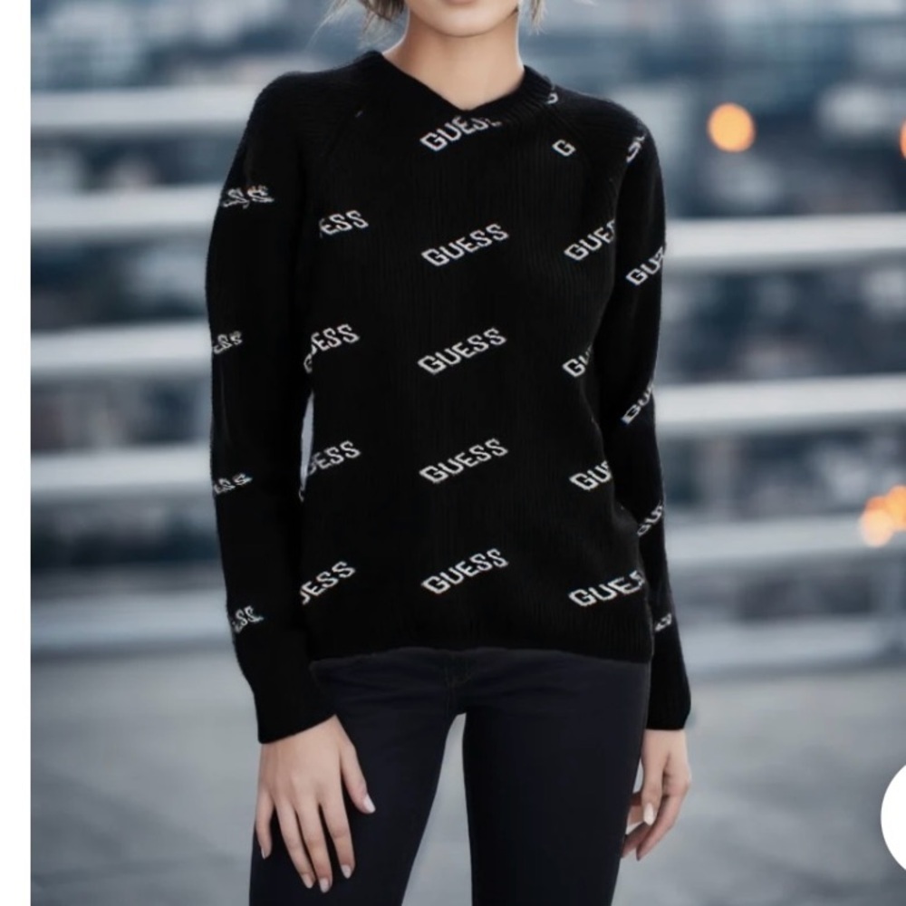 GUESS Femme Y2K Fitted Knit Quarter Zip Logo Pattern Black Sweater